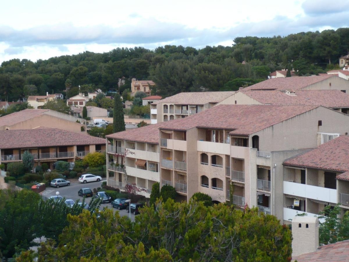 Apartment Les Aigues Marines-62 By Interhome Сен Сир сюр Мер Екстериор снимка